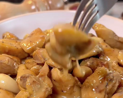 Read more about the article Chicken with sauce